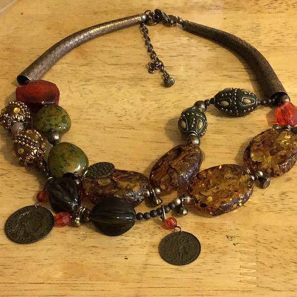 Treska Necklace. - Picture 10 of 12